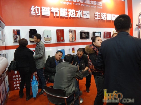 北京第十二届国际建筑装饰及材料博览会 约普展会细心讲解