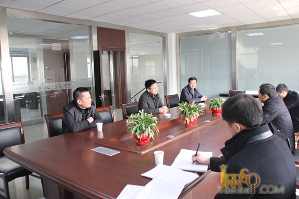 近日，长兴县委党委、长兴国家级经济开发区管会斌书记等领导一行来德恩特公司浙江生产基地拜年并指导工作。