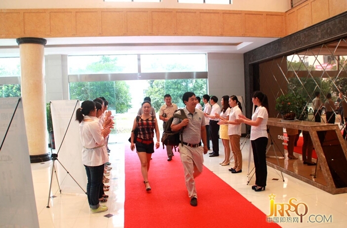 德恩特首批核心代理商净水机推介培训会圆满结束-中国即热网