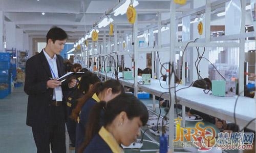 图为德恩特生产车间