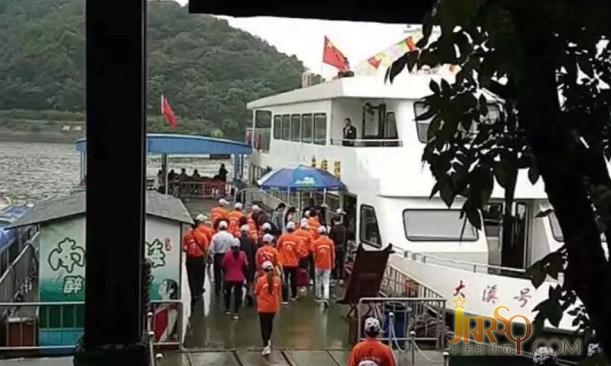 德恩特电器举办拓展和旅游活动圆满结束